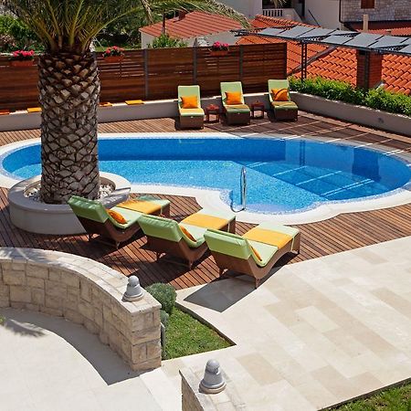 Apartments Diana - New Heated Pool Bol Buitenkant foto