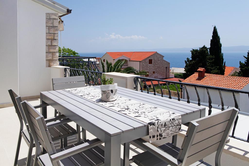 Apartments Diana - New Heated Pool Bol Buitenkant foto